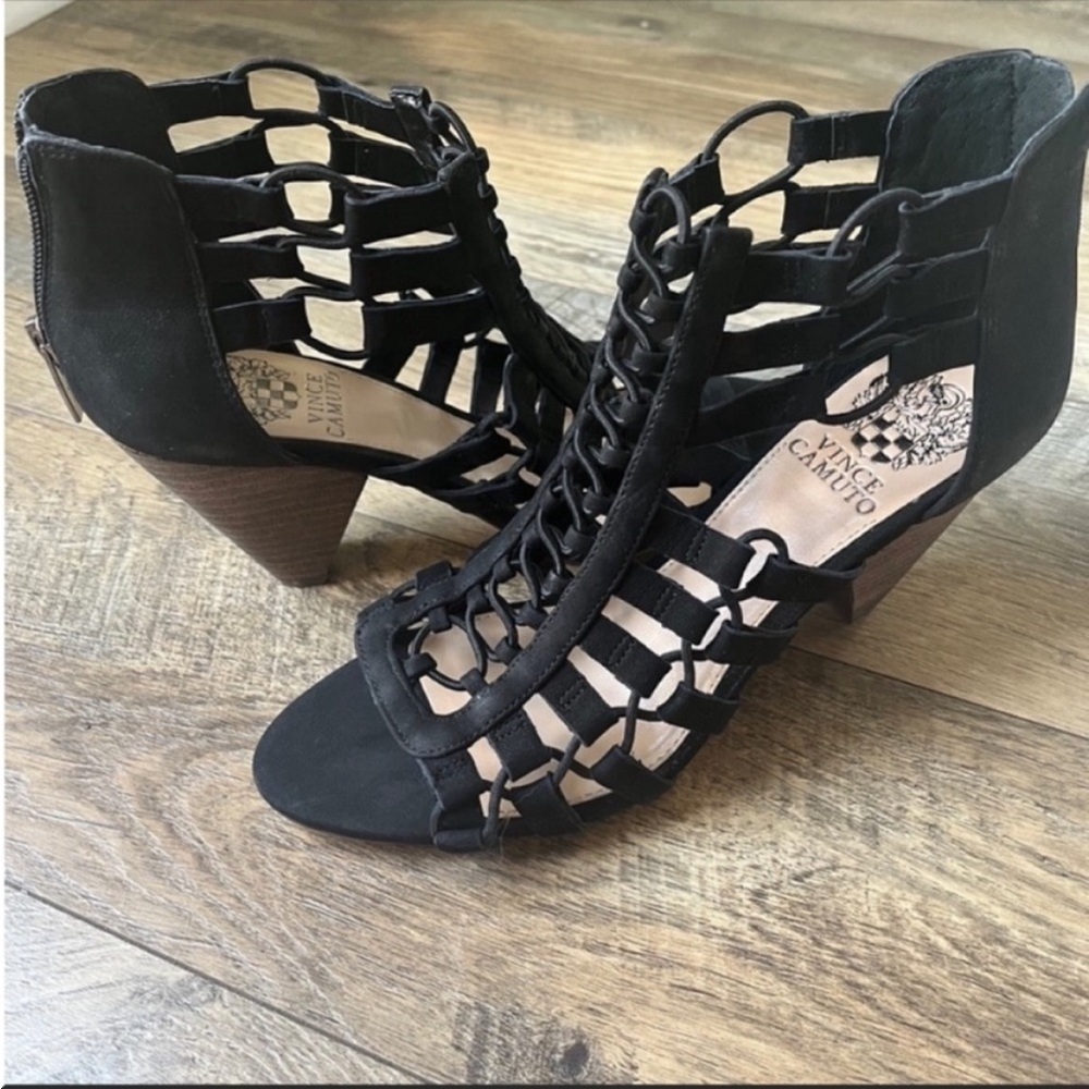 Vince camuto black heels size 7.5